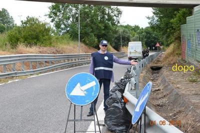 Pulizia della tangenziale est di Salerno